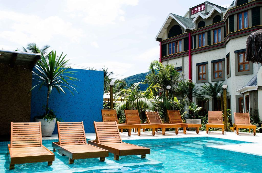 Castello Montemare Inn